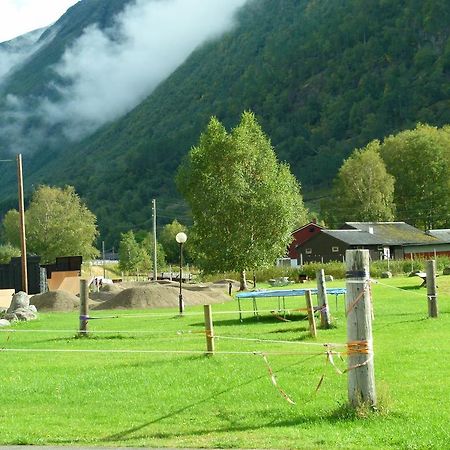 Folven Adventure Camp Hotel Hjelle Exterior photo