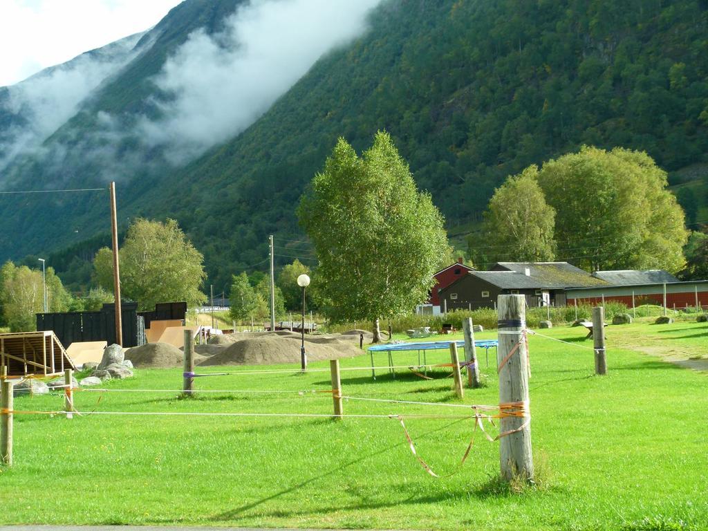 Folven Adventure Camp Hotel Hjelle Exterior photo